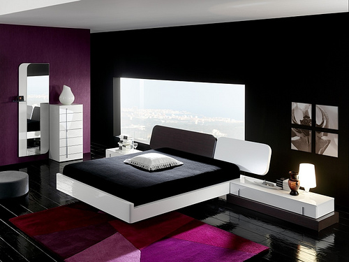 Чёрно-белая мебель для спальни